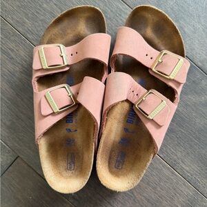 Birkenstock Arizona Women's Flats in Old Rose